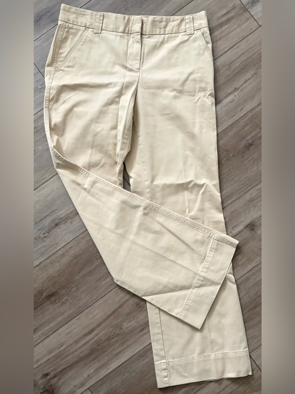 J. CREW WOMEN’S CLASSIC TWILL CHINO, WEATHERED & BROKEN IN, FAVORITE FIT, 8R